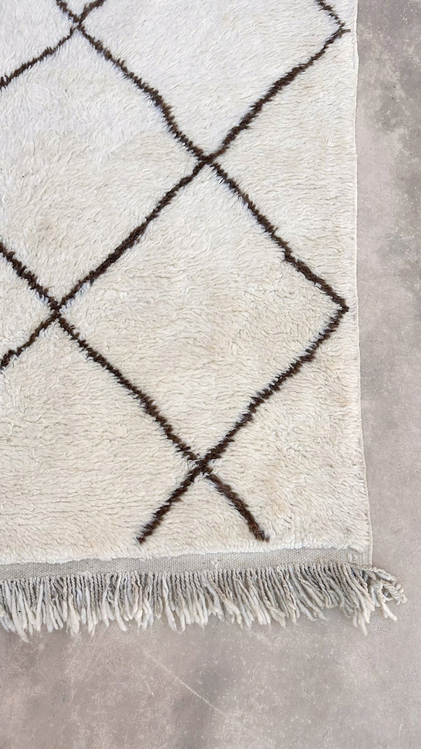 Tapis Berbere contemporain en laine fait main 151 x 253 cm - AFKliving