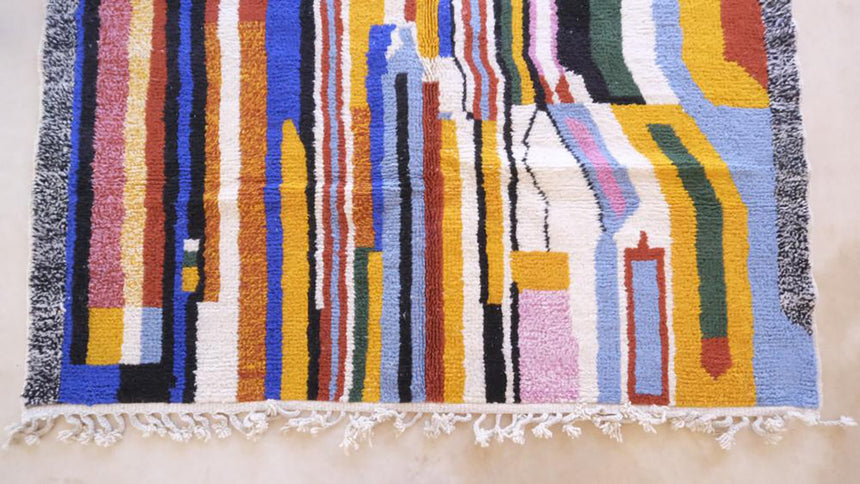 Tapis berbere marocain abstrait coloré 219 x 282 cm - AFKliving