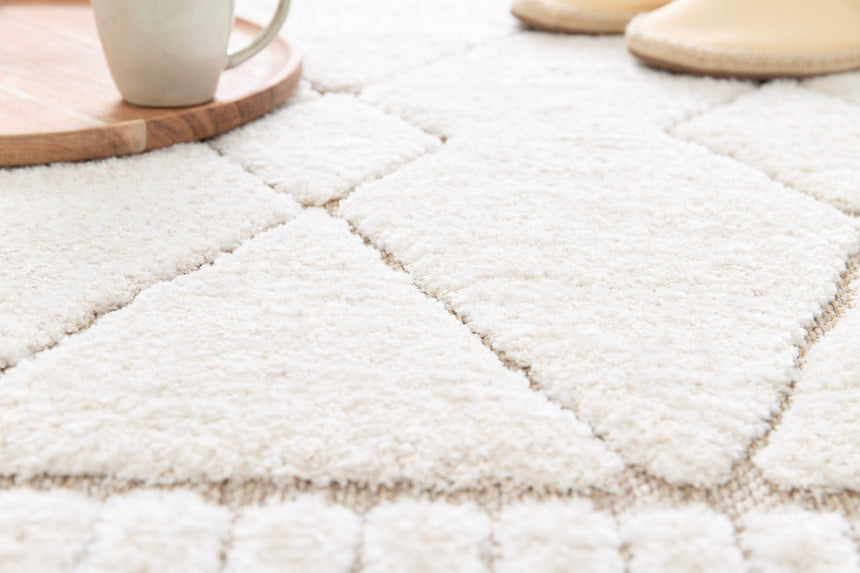 Tapis design inspiration ethnique avec effet relief ALBA - AFKliving