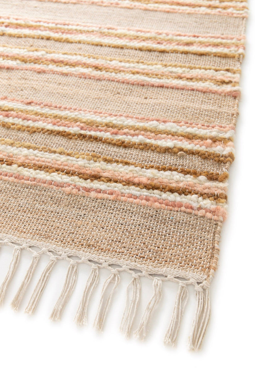 Tapis rayé fait main en matières naturelles RAJ - AFKliving