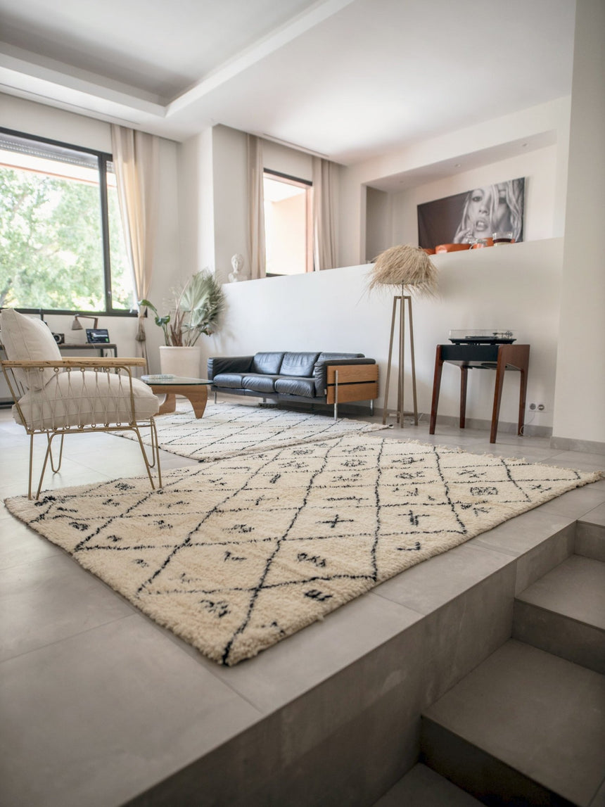 Tapis berbere authentique marocain laine noir blanc Amazighs - AFKliving