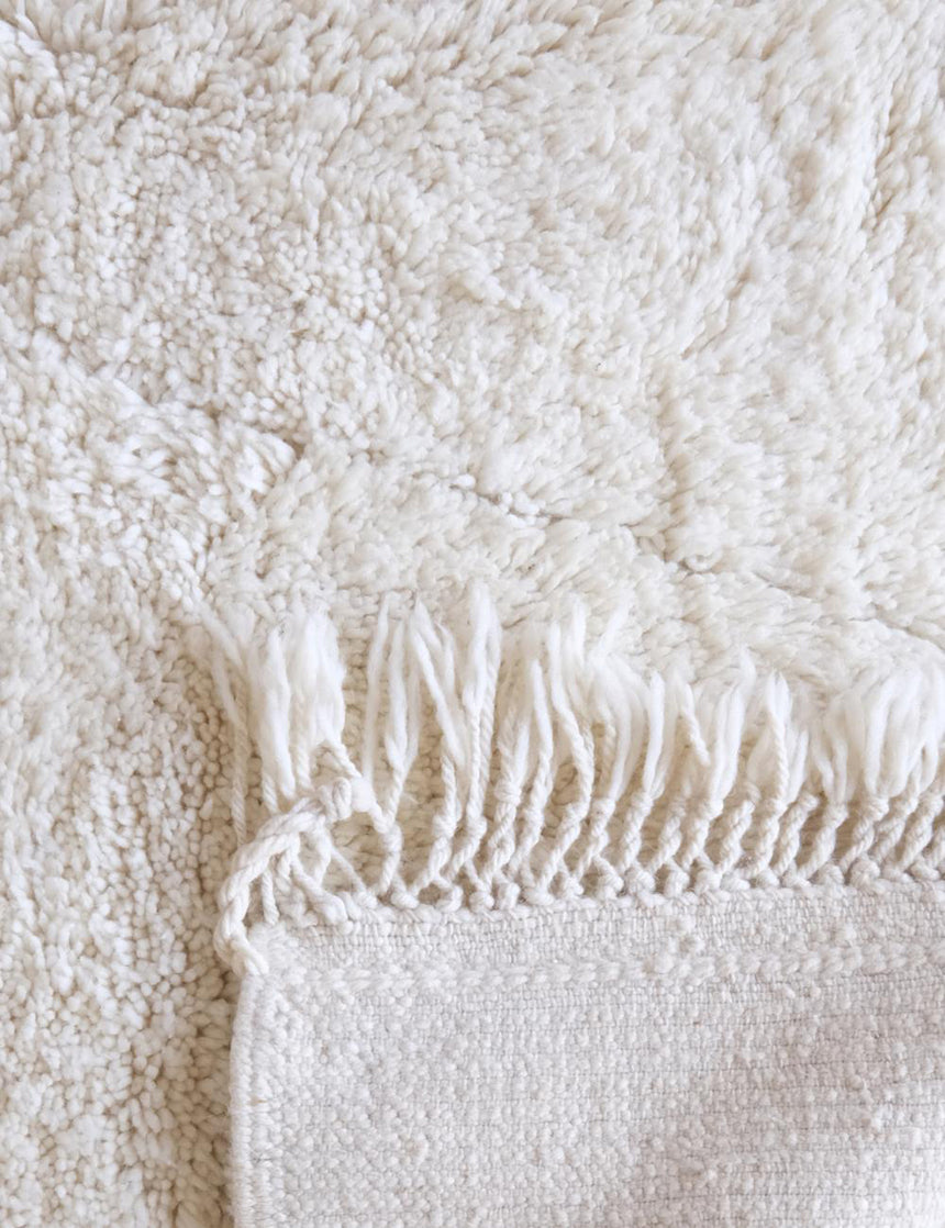 Tapis berbère épuré pour intérieur moderne en laine 198 x 280 cm