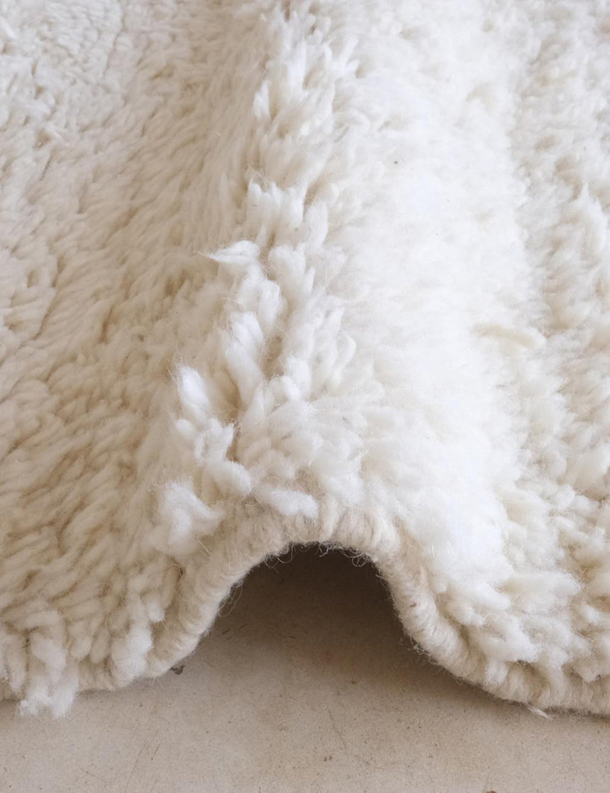 Tapis berbère épuré pour intérieur moderne en laine 198 x 280 cm