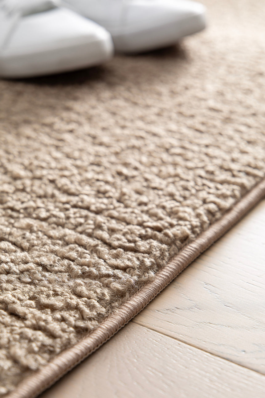 MONO Contemporary Sheepskin Effect Rug