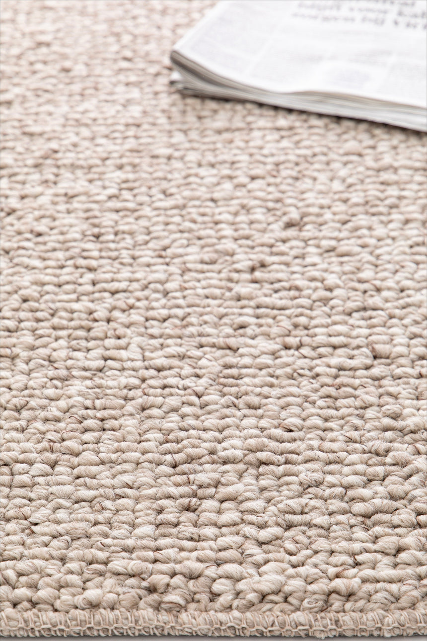 SOUFFLOT solid looped carpet