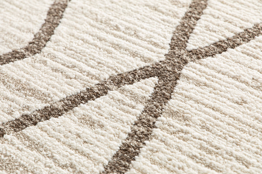 Soft and stylish STRIA rug