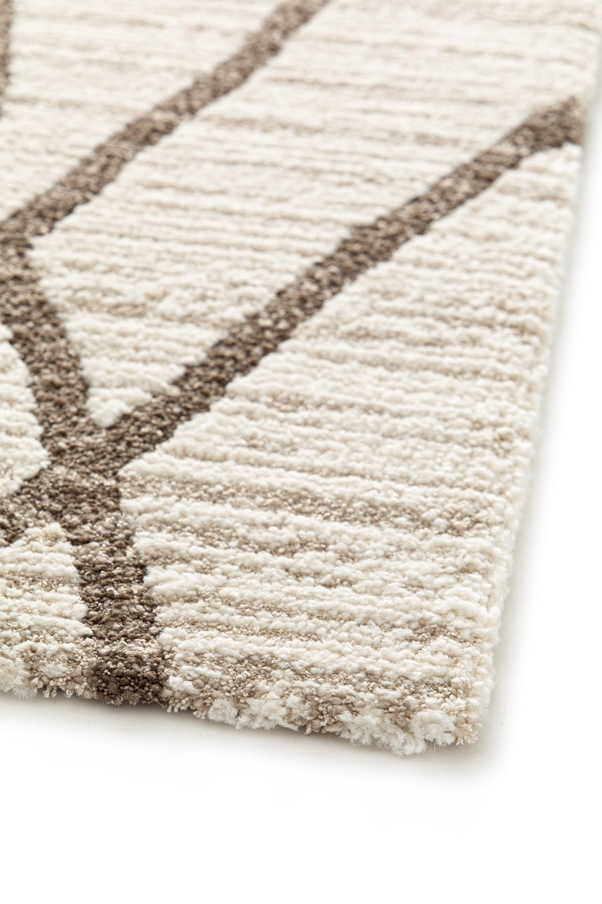 Soft and stylish STRIA rug