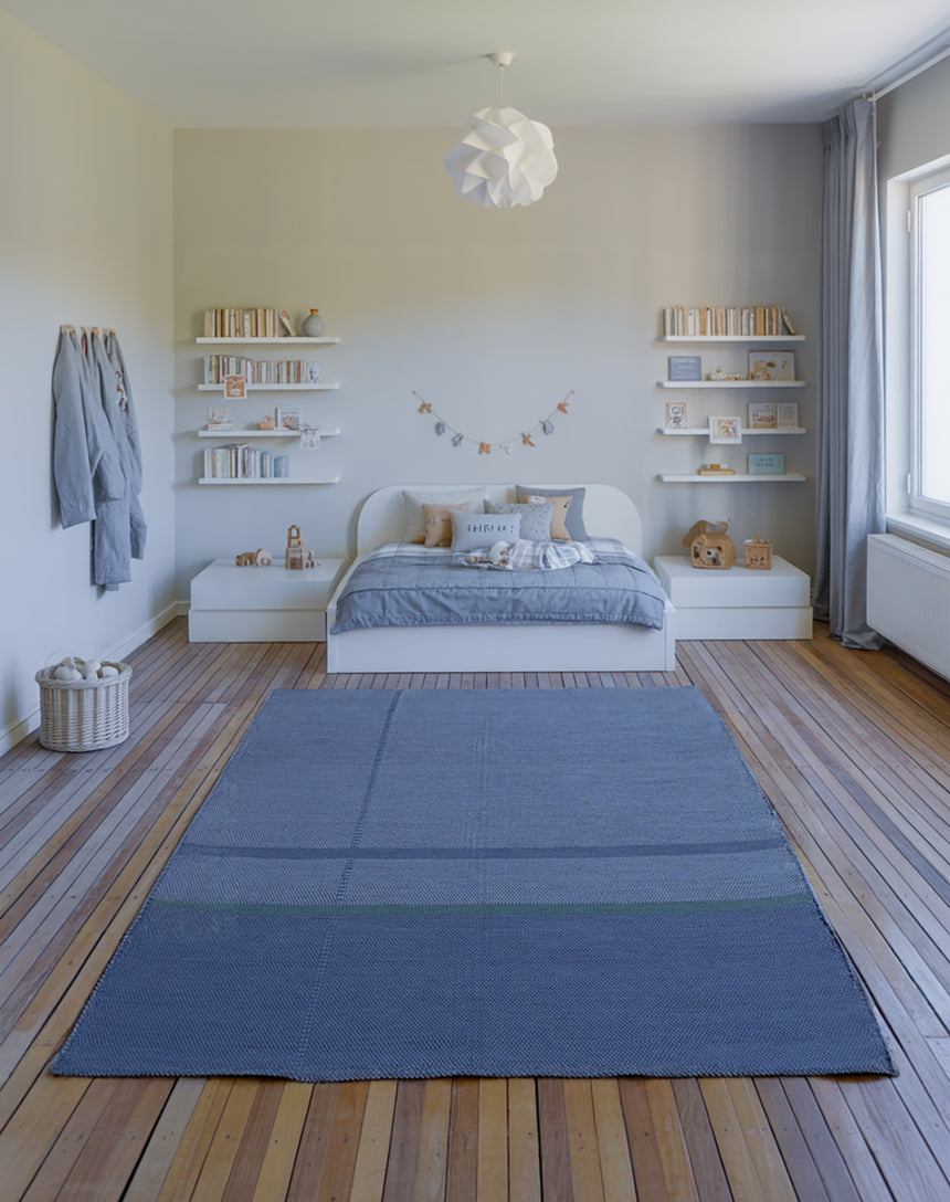 Tapis en fibres recyclées tissé à la main LEONOR