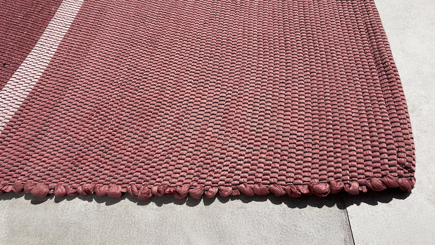Tapis en fibres recyclées tissé à la main LEONOR