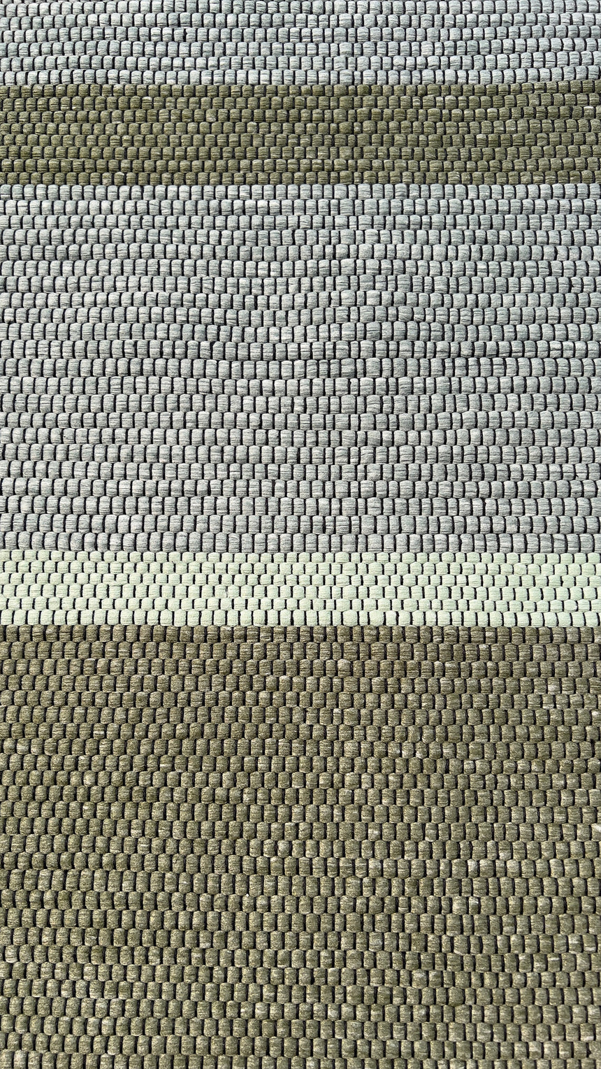 Tapis en fibres recyclées tissé à la main LEONOR