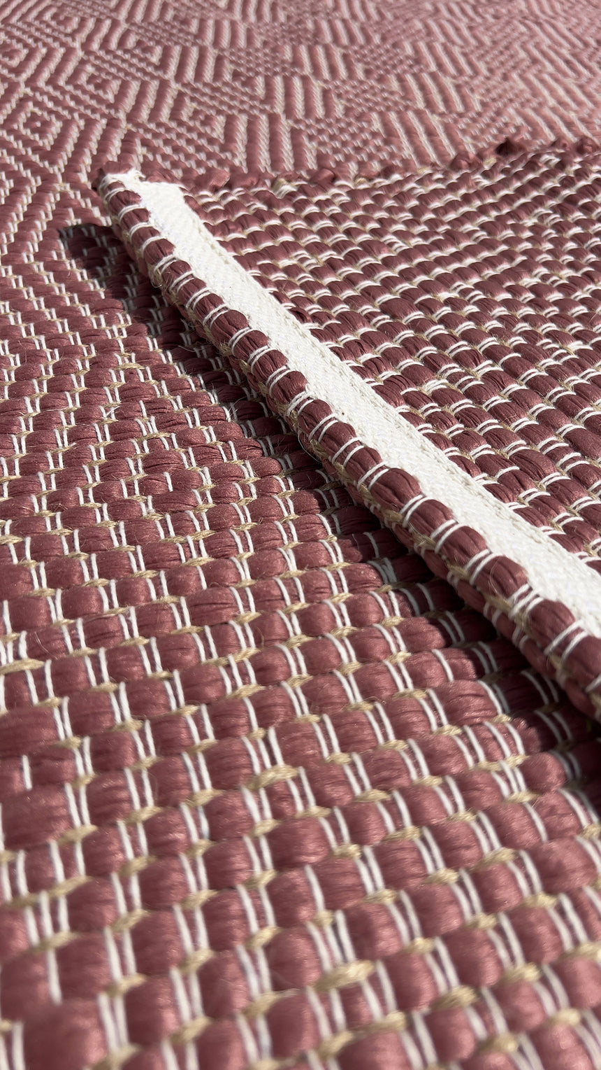 Tapis en fibres recyclées tissé à la main PESSOA