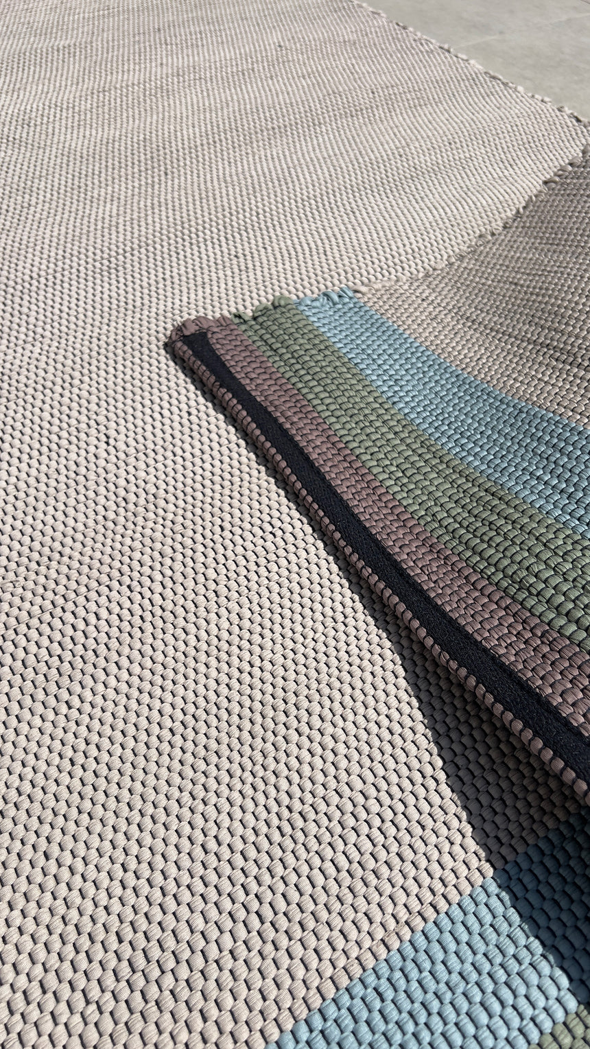 Tapis en coton recyclé tissé à la main FADO