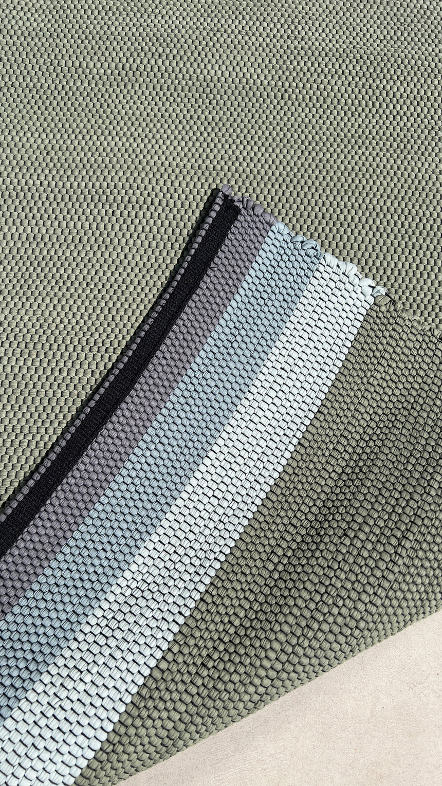 Tapis en coton recyclé tissé à la main FADO