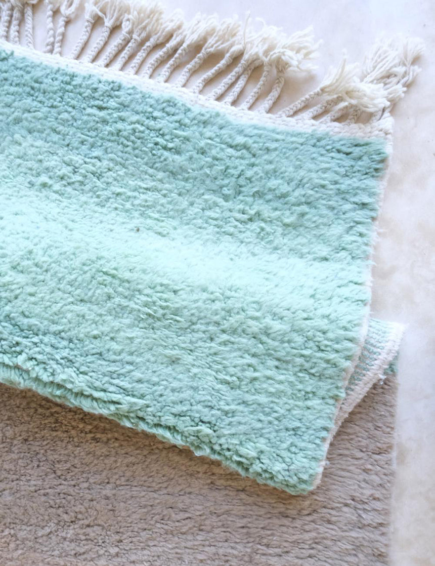 Tapis berbère décoratif à motifs géométriques en laine 255 x 350 cm