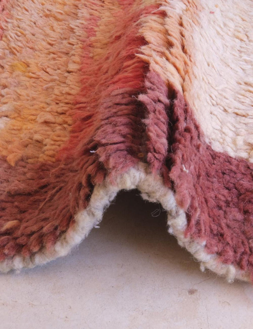 Tapis berbère abstrait et raffiné en laine - sur mesure - AFKliving