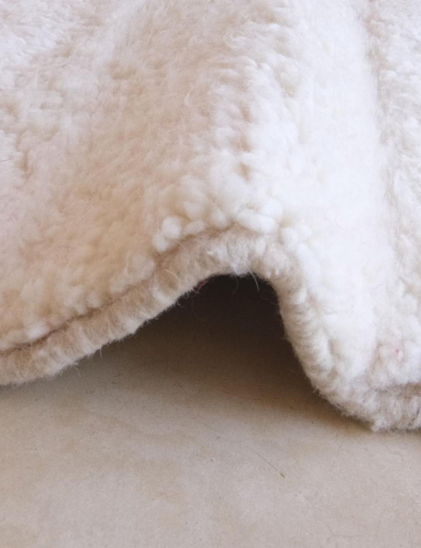 Tapis berbère contemporain au design unique en laine 246 x 346 cm - AFKliving