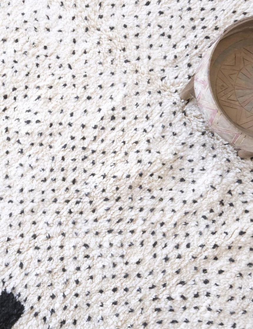 Tapis berbère contemporain aux lignes graphiques en laine 218 x 322 cm - AFKliving