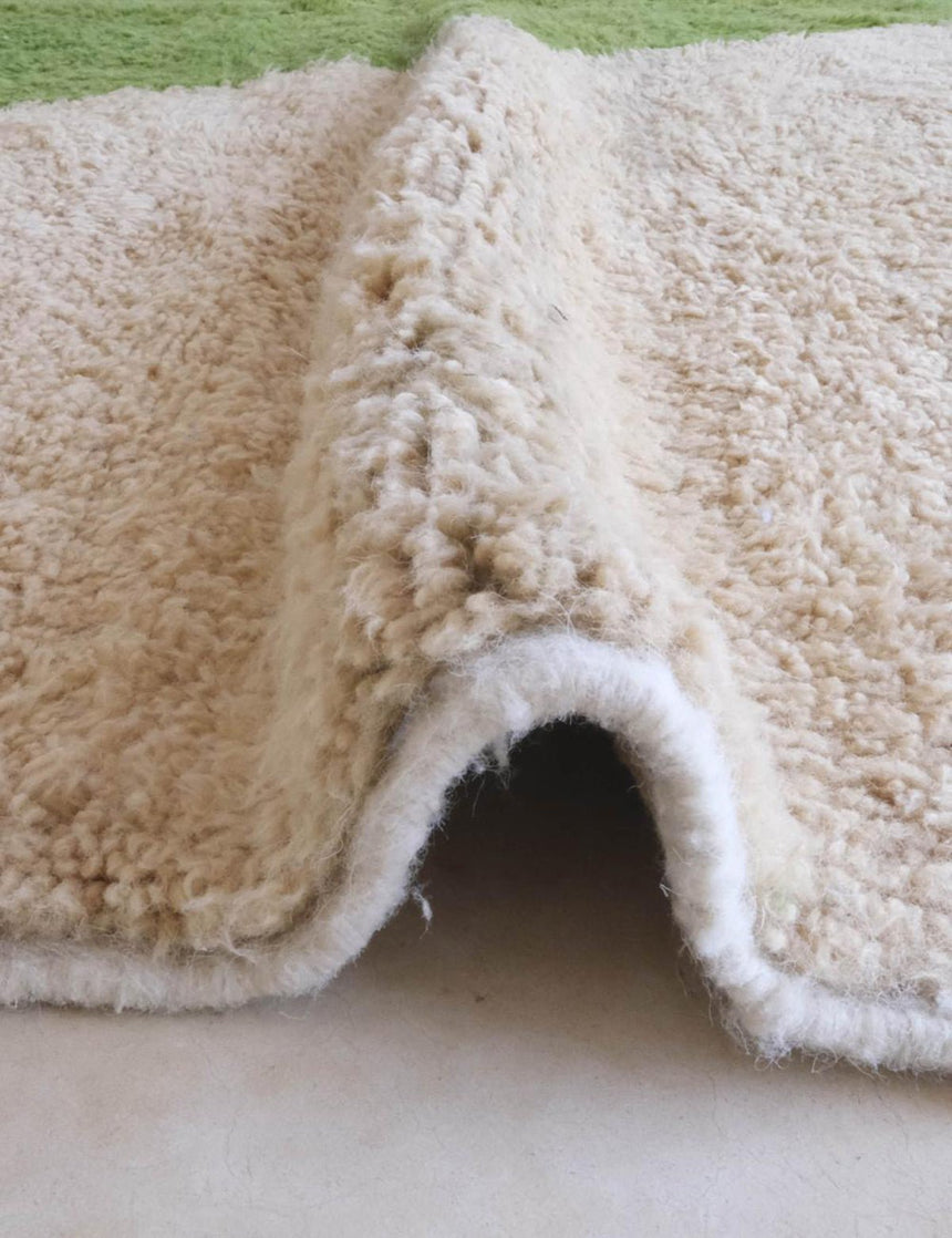 Tapis berbère contemporain aux lignes graphiques en laine 250 x 342 cm - AFKliving