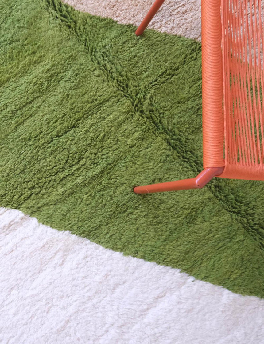 Tapis berbère contemporain aux lignes graphiques en laine 250 x 342 cm - AFKliving