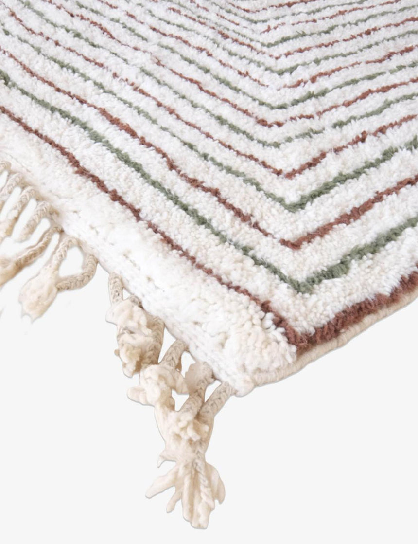 Tapis berbère contemporain aux lignes graphiques en laine 253 x 346 cm - AFKliving