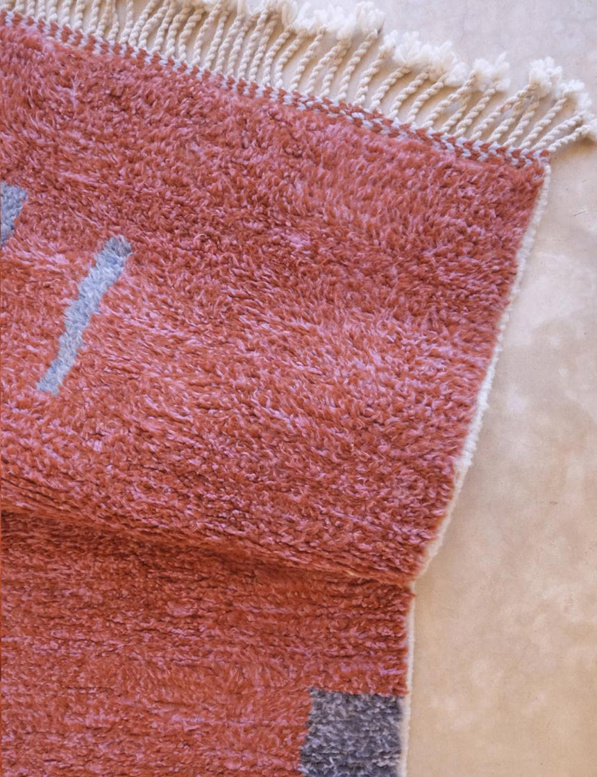 Tapis berbère décoratif et original en laine naturelle 203 x 304 cm - AFKliving