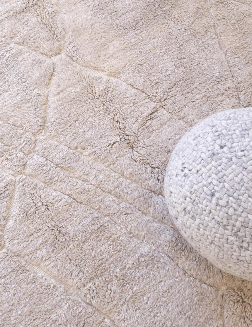 Tapis berbère d'exception aux motifs géométriques laine 328 x 400 cm - AFKliving