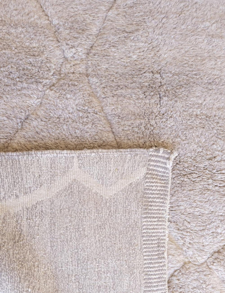 Tapis berbère d'exception aux motifs géométriques laine 328 x 400 cm - AFKliving