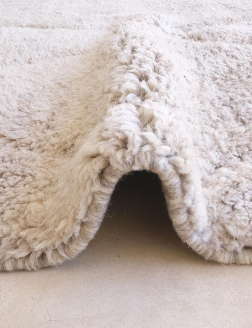 Tapis berbère d'exception aux motifs géométriques laine 328 x 400 cm - AFKliving