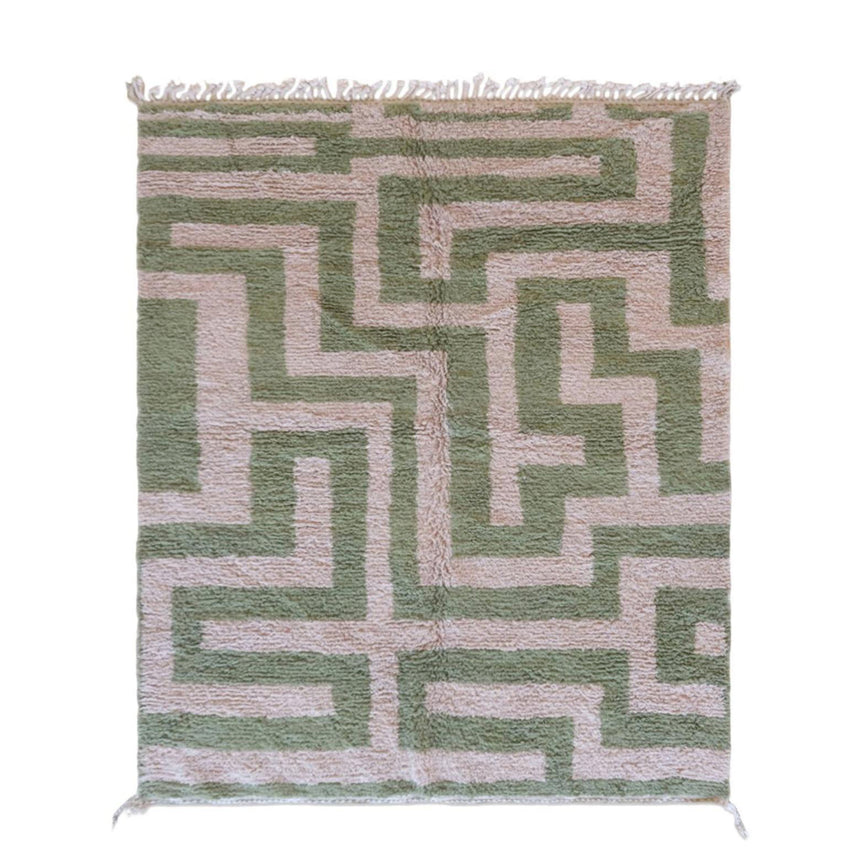 Elegant Berber rug with a labyrinth pattern in wool