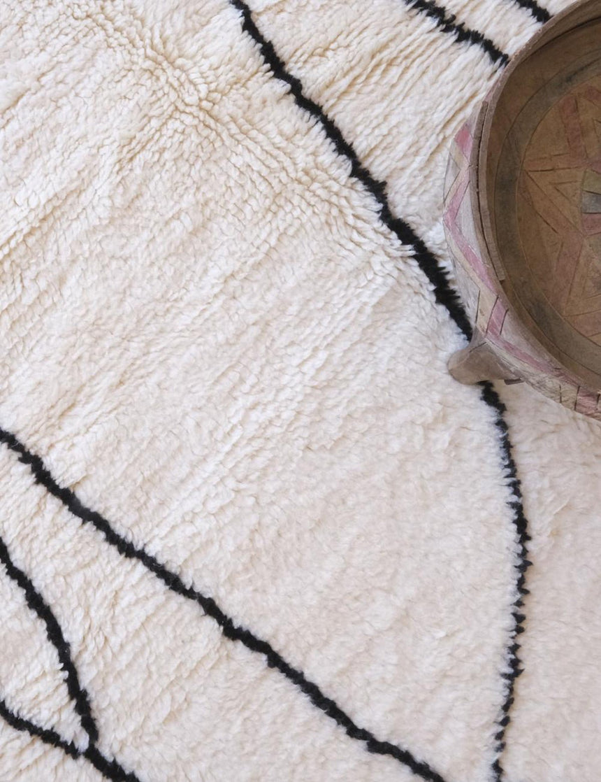 Tapis berbère élégant au style nord - africain en laine 165 x 265 cm - AFKliving