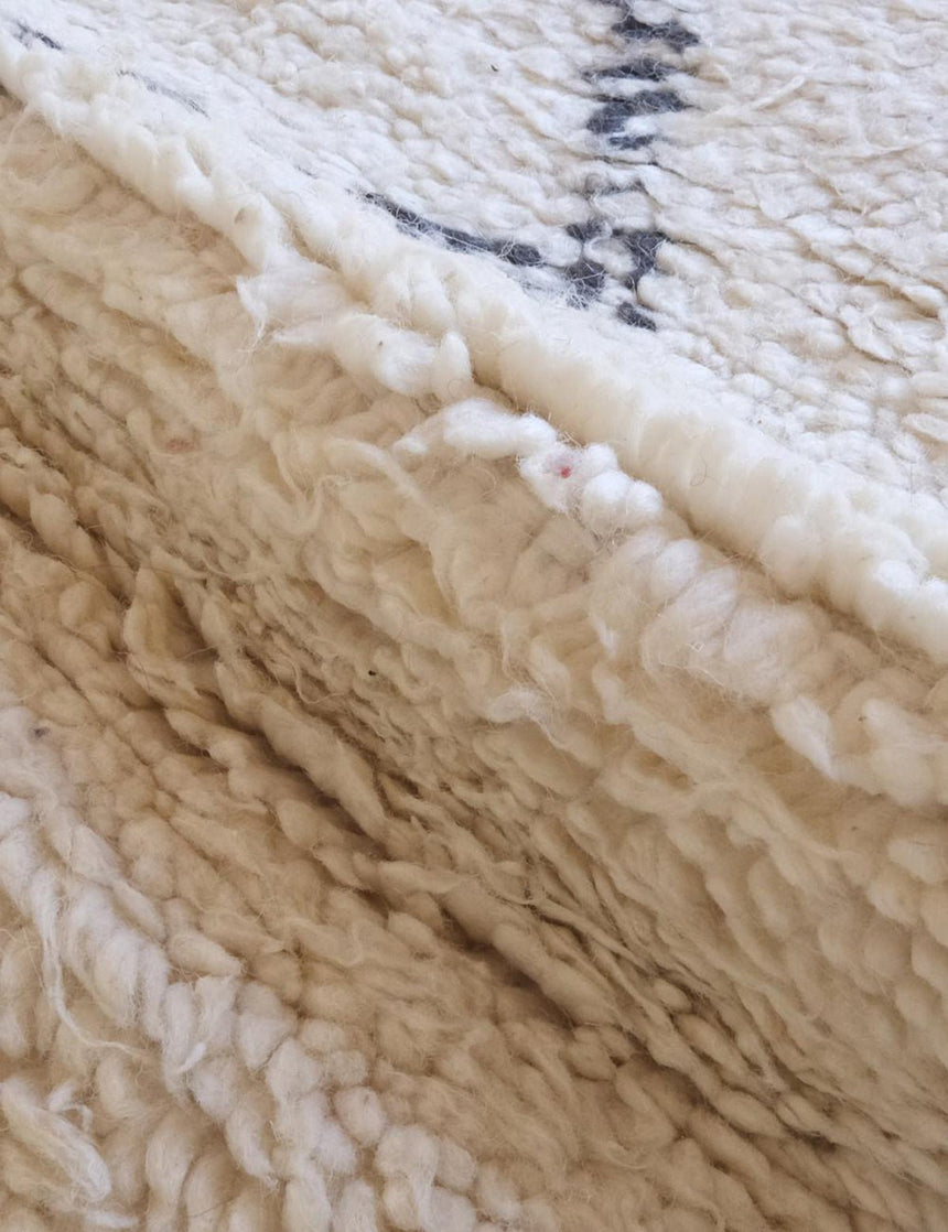 Tapis berbère élégant au style nord - africain en laine 207 x 283 cm - AFKliving