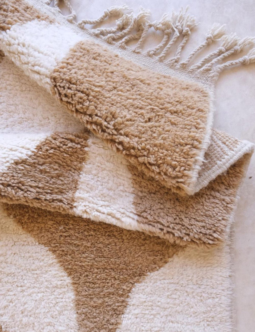 Tapis berbère élégant aux motifs géométriques en laine 245 x 346 cm - AFKliving