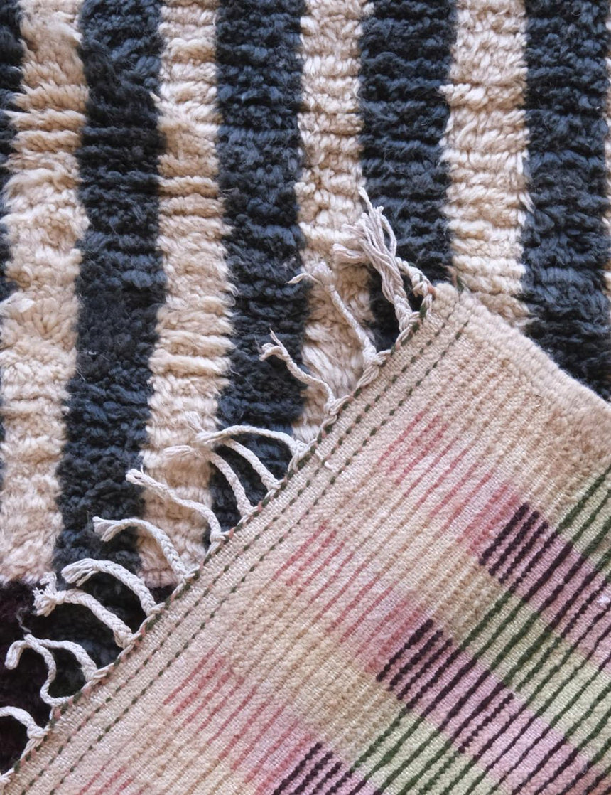 Tapis berbère élégant aux motifs graphiques laine 195 x 280 cm - AFKliving