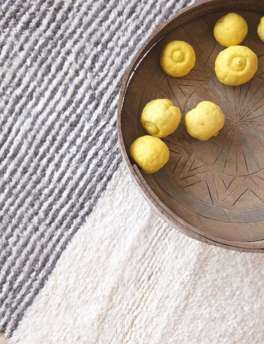 Tapis berbère élégant aux motifs graphiques laine 255 x 343 cm - AFKliving