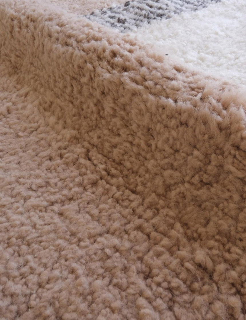 Tapis berbère élégant aux motifs graphiques laine 255 x 343 cm - AFKliving