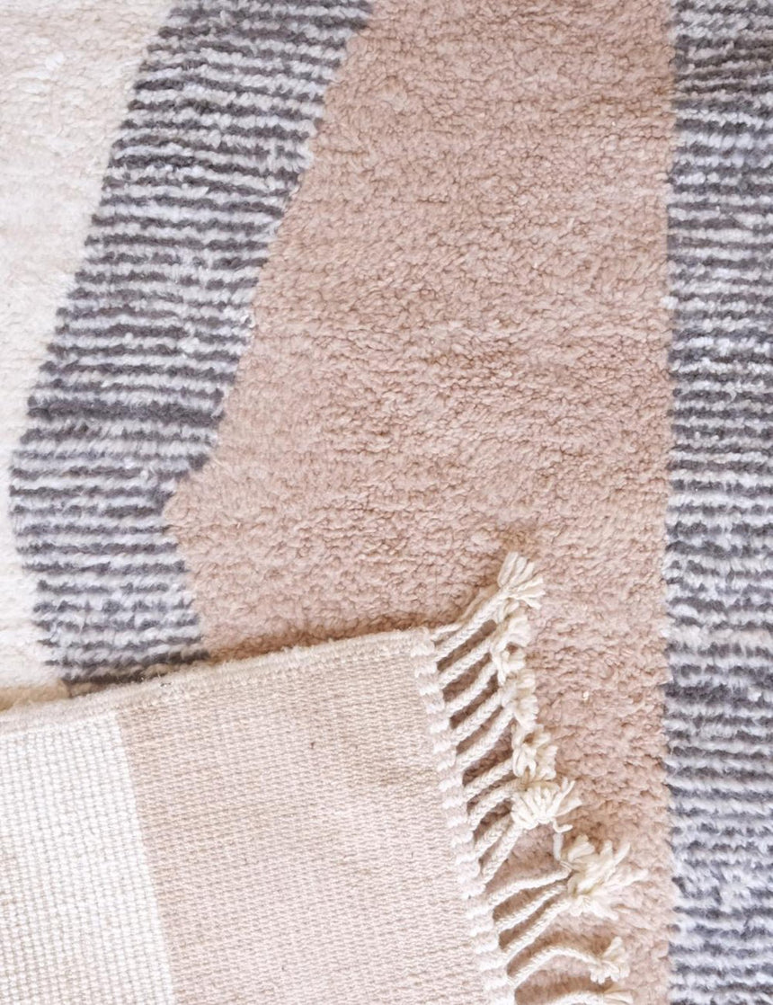 Tapis berbère élégant aux motifs graphiques laine 255 x 343 cm - AFKliving