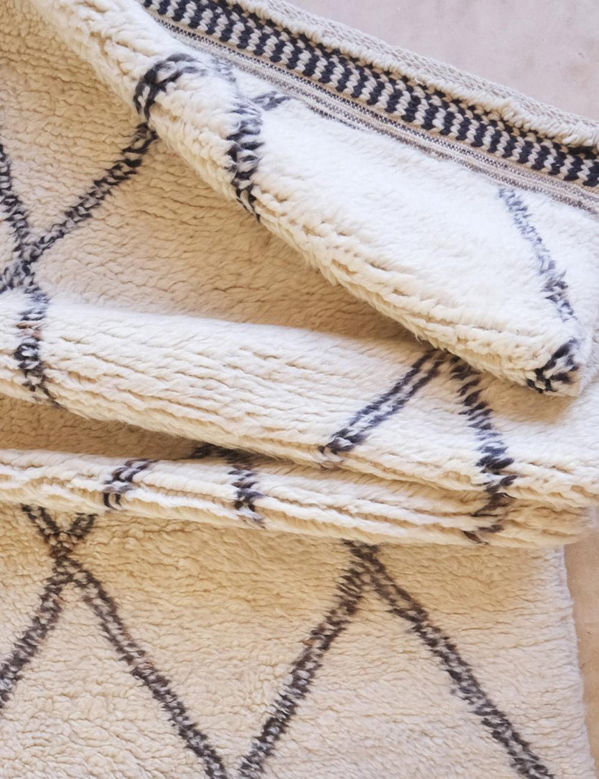 Contemporary wool Berber rug - custom rug - AFKliving