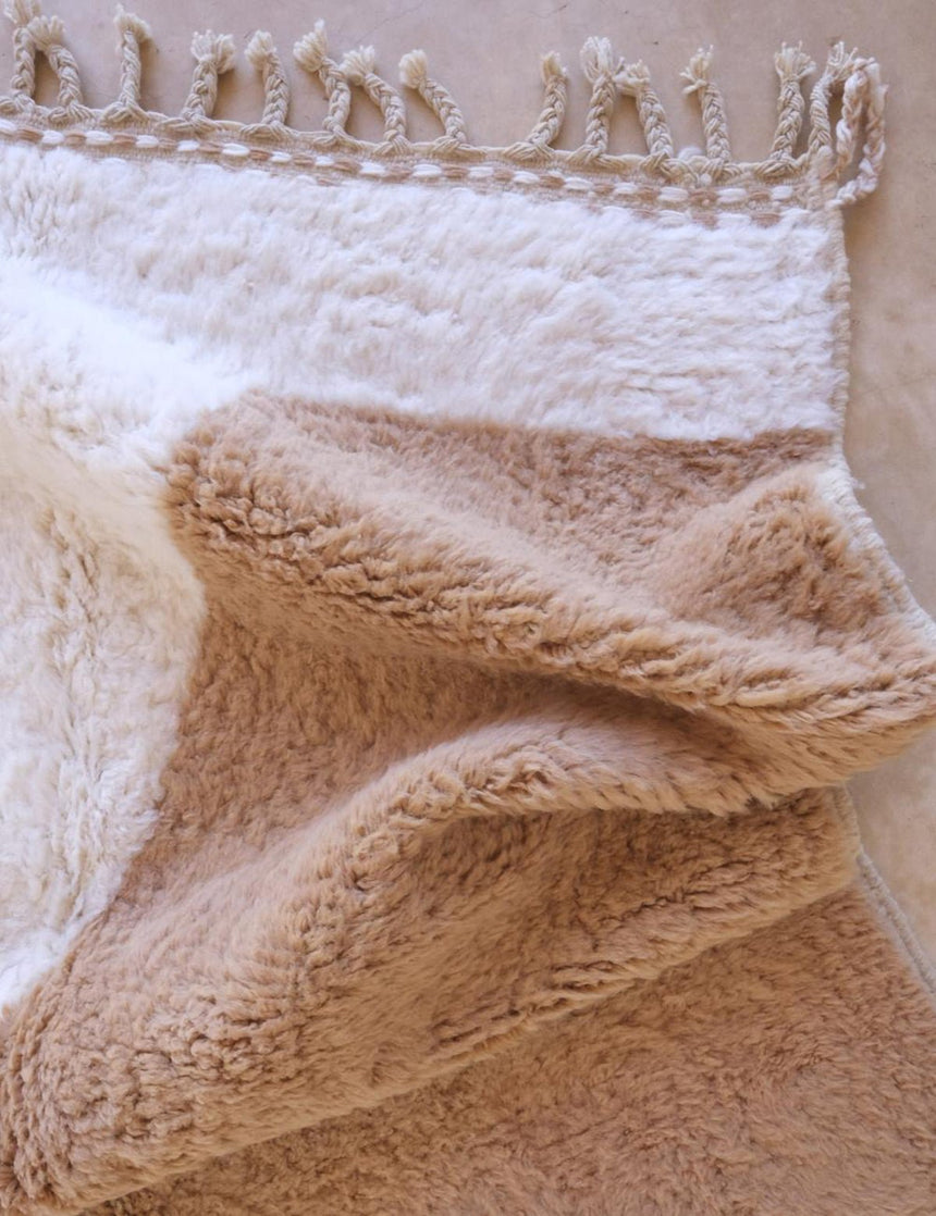 Tapis berbère ethnique chic au design épuré en laine 165 x 267 cm - AFKliving