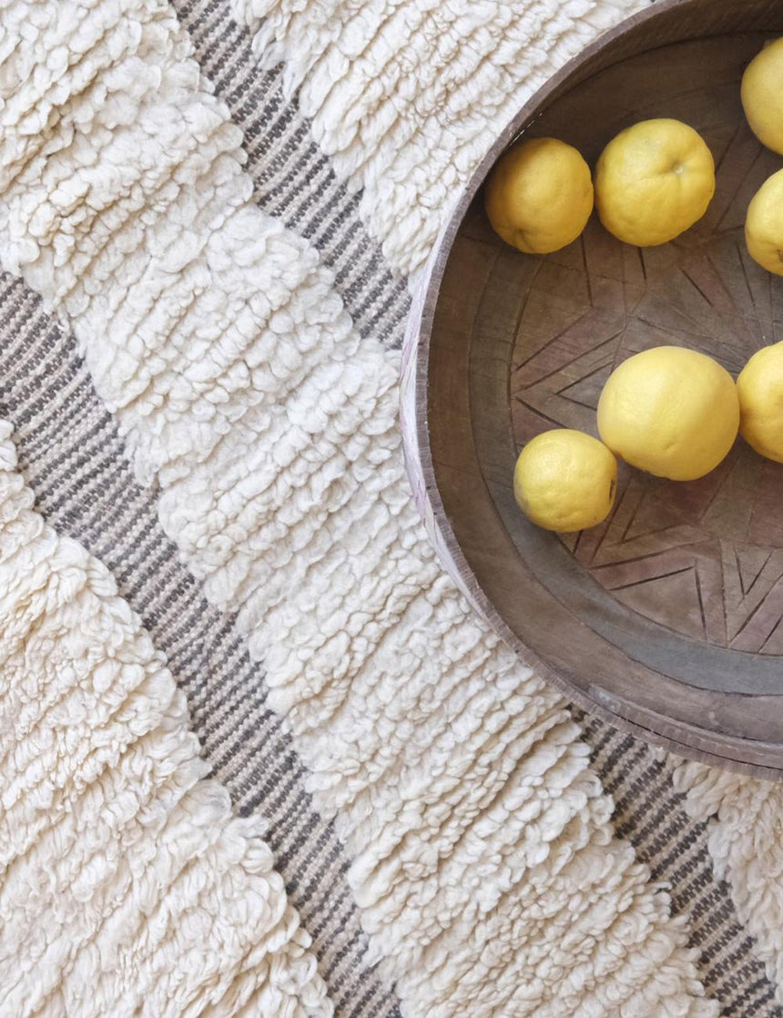 Tapis berbère ethnique chic au design épuré laine - sur mesure - AFKliving