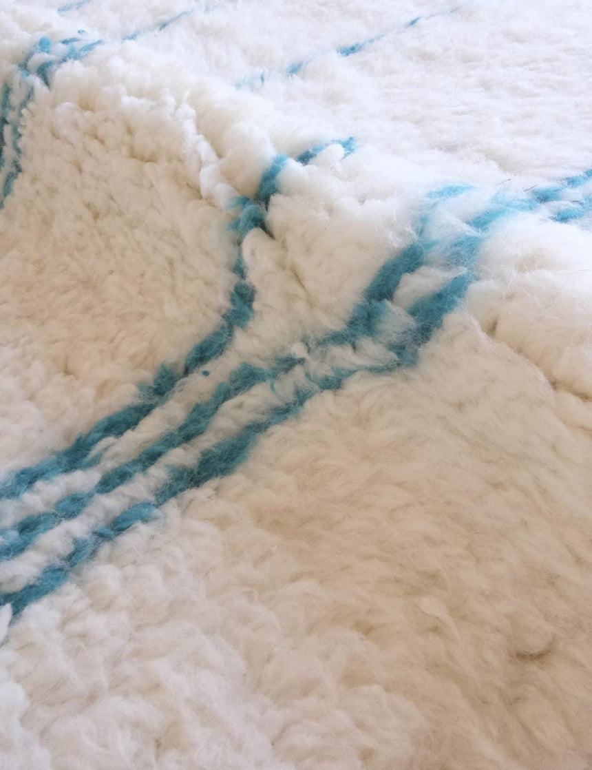 Tapis berbère graphique au style nord - africain en laine 214 x 280 cm - AFKliving