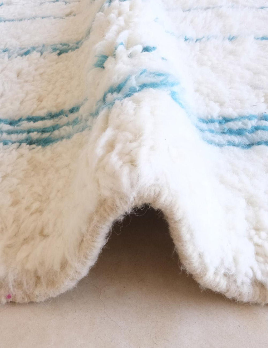 Tapis berbère graphique au style nord - africain en laine 214 x 280 cm - AFKliving