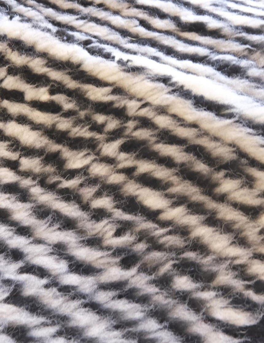 Tapis berbère graphique et contemporain en laine 119 x 227 cm - AFKliving