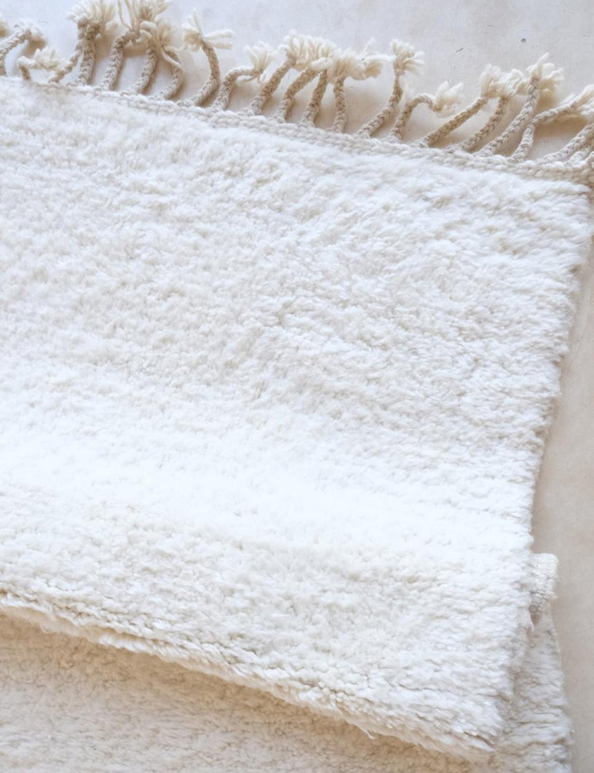 Tapis berbère sobre et chaleureux noué main en laine 250 x 339 cm - AFKliving