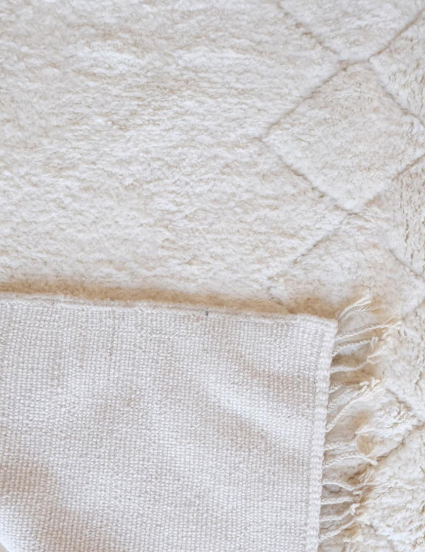 Tapis berbère sobre et chaleureux noué main en laine 250 x 339 cm - AFKliving