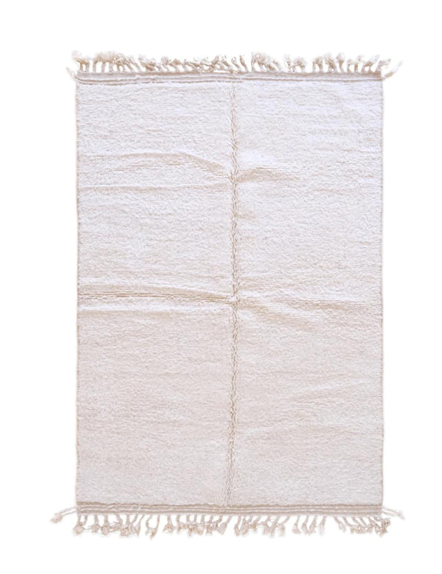 Tapis berbère sobre et raffiné noué main en laine 161 x 240 cm - AFKliving