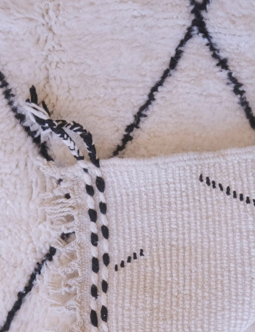 Tapis berbère tissé artisanalement au Maroc en laine 133 x 181 cm - AFKliving