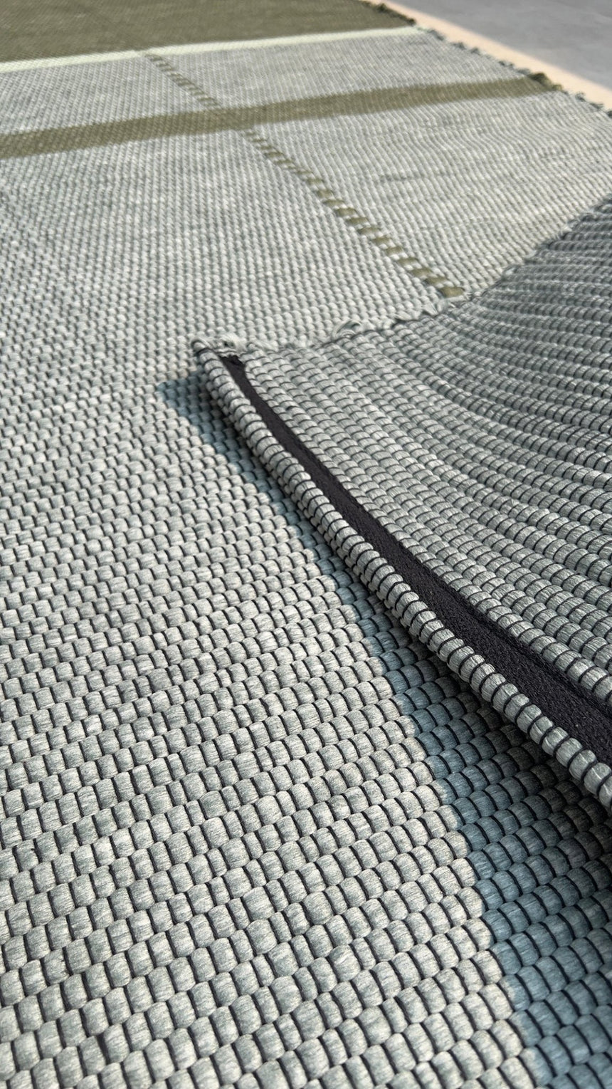 Tapis en fibres recyclées tissé à la main LEONOR - AFKliving