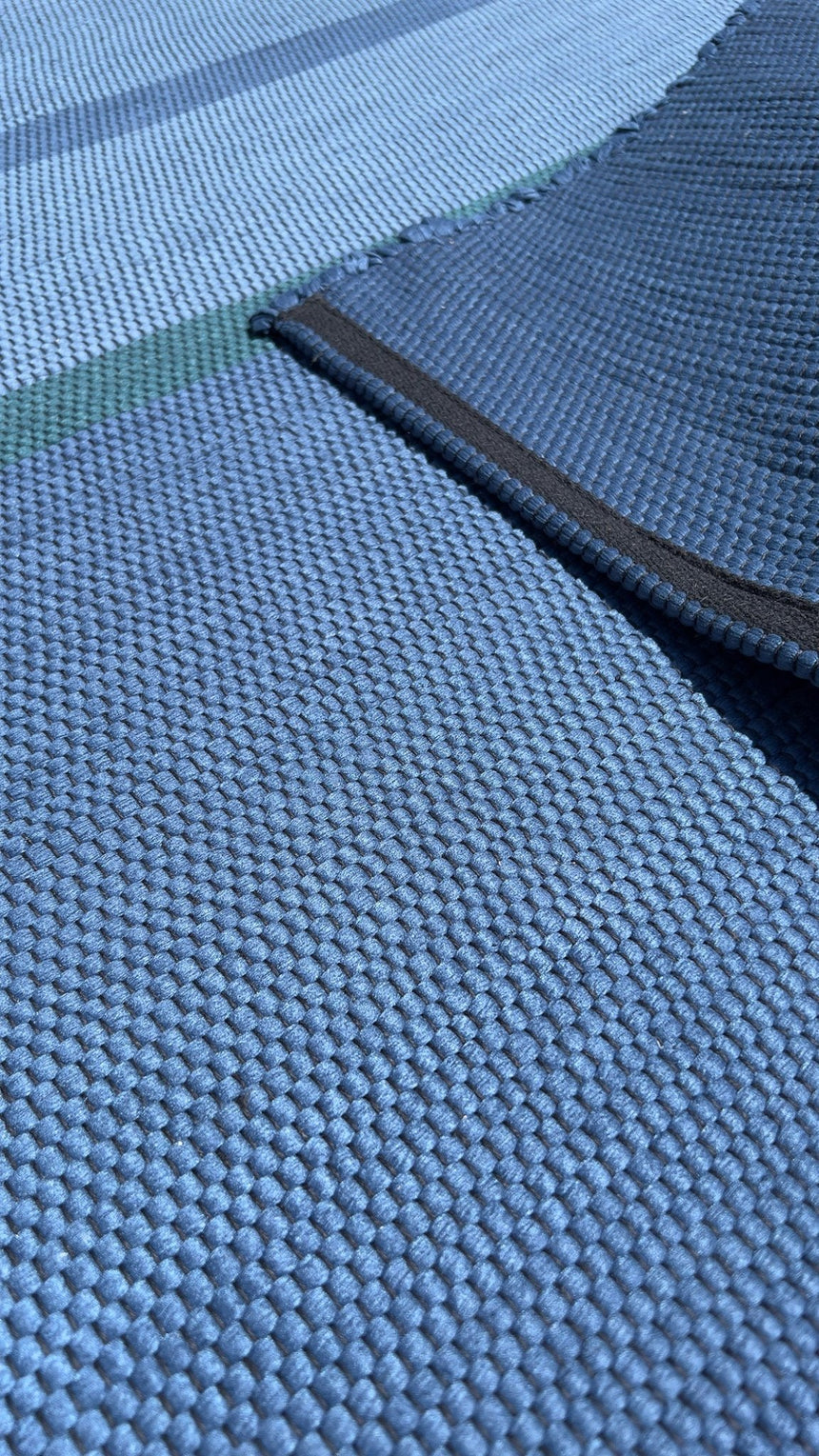 Tapis en fibres recyclées tissé à la main LEONOR - AFKliving
