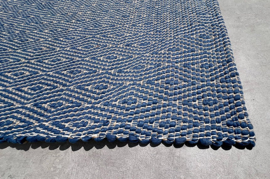 Tapis en fibres recyclées tissé à la main PESSOA - AFKliving
