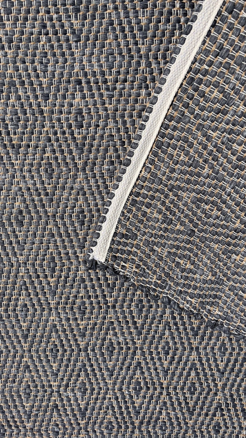 Tapis en fibres recyclées tissé à la main PESSOA - AFKliving